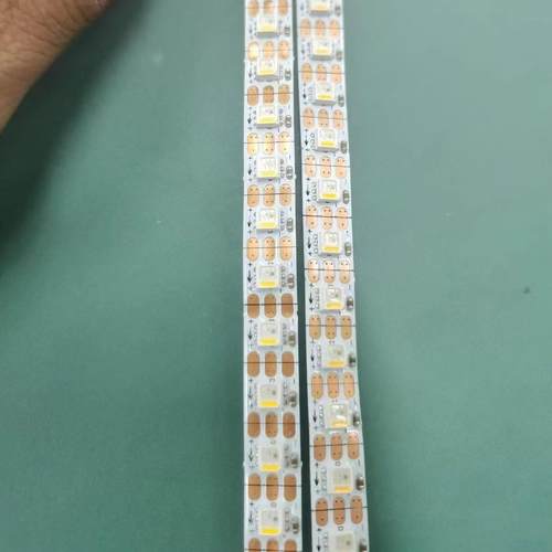 5VSK68123535RGBW120灯8mm全彩灯带