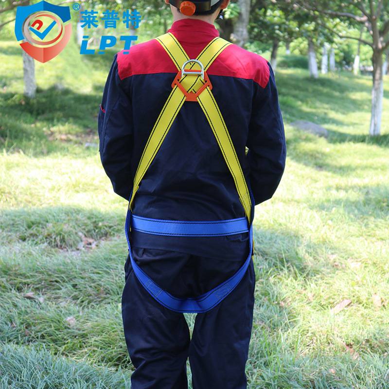户外登山涤纶安全带建筑施工安全带高空作业防坠落缓冲全身安全带