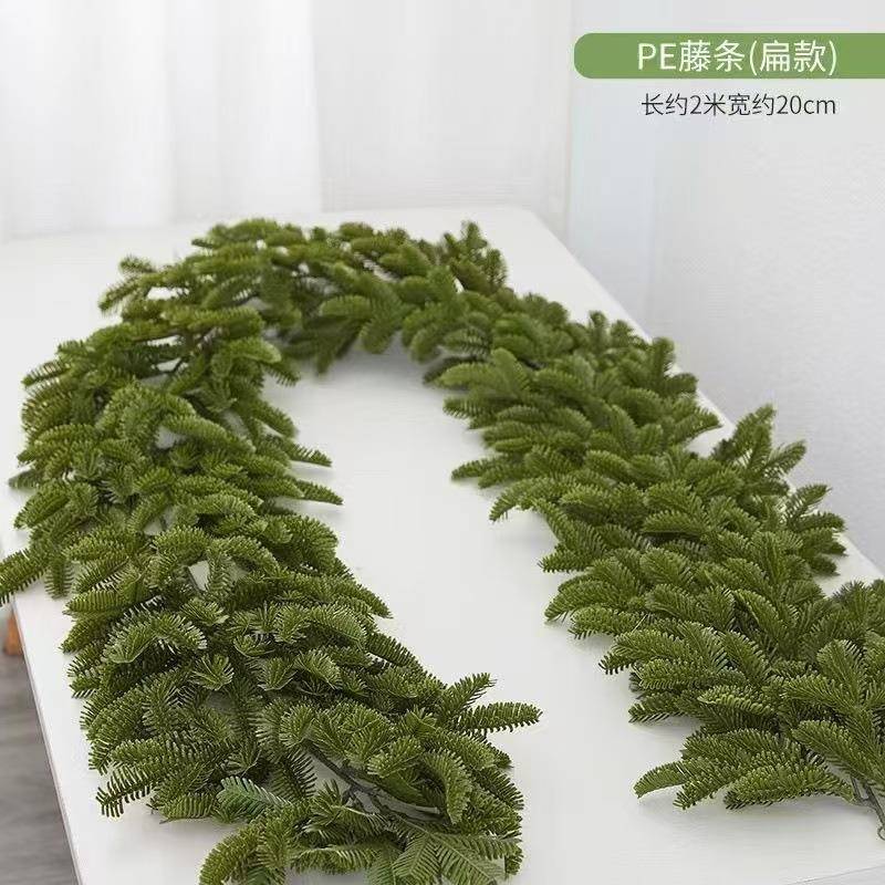 1.8米圣诞节植绒仿真加密圣诞树藤条装饰品商场花环布置橱窗