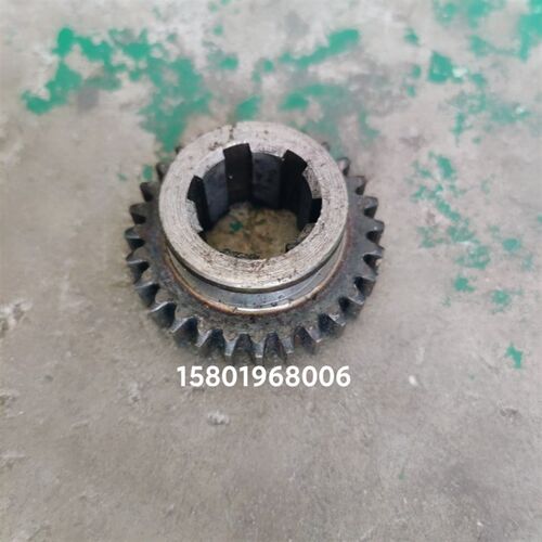 武汉汉口机床厂C6140HK车床配件拨叉齿轮Z28外径60花键6-28*6厚25