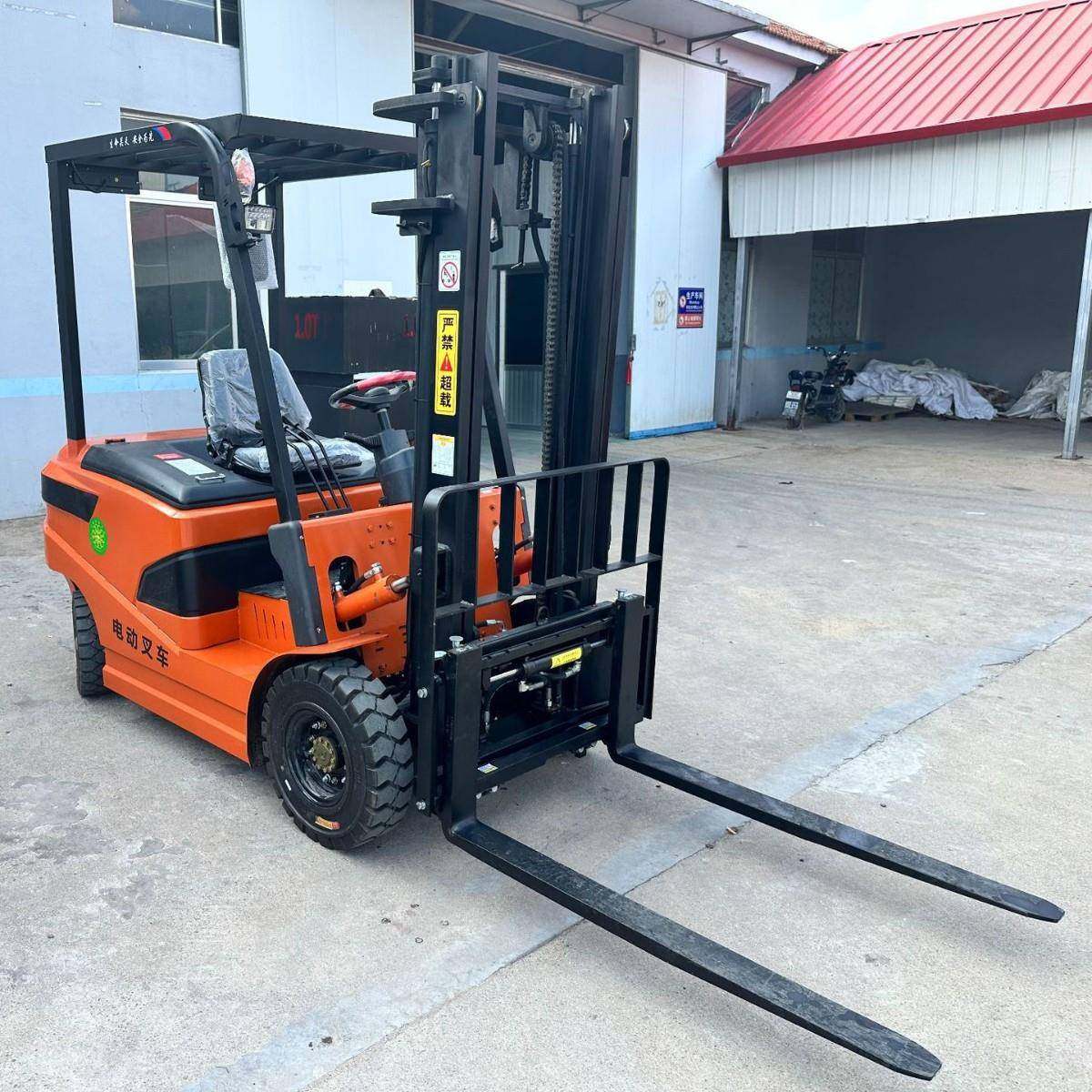 厂家出口新能源电动叉车0.5/1/1.5/2/2.5//.5吨物流搬运车