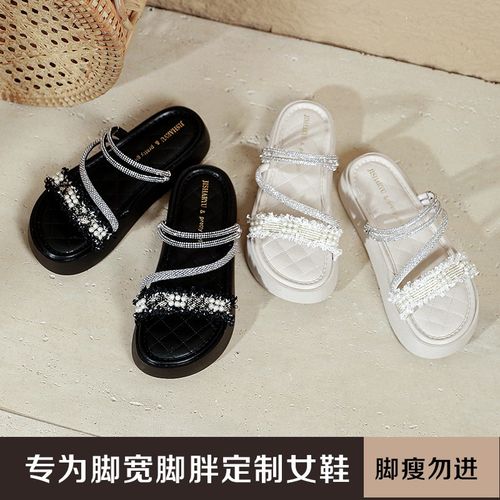 加肥加宽胖mm大码女宽胖脚新款一字带水钻两穿平跟软底凉鞋YN5302