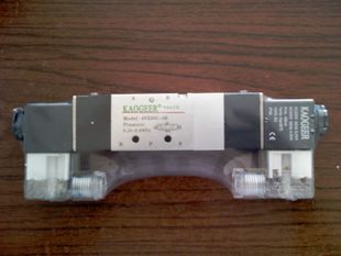 蓝星电磁阀4V230C 中性