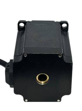 高低温步进电机57T型步电机7直线螺进QNU杆贯通5式进电机直流马步