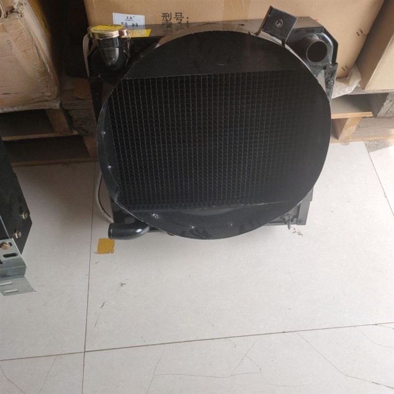 鲁中水箱宽46高46m上右下左弯配拖拉机鲁中504铝制4排管风圈45厘