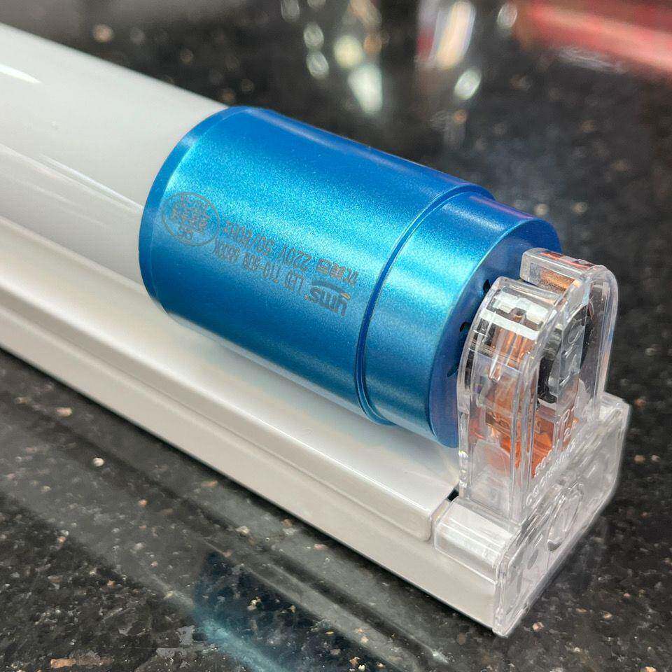 LD灯管T81.2米60瓦白光套节能灯双用端护眼全长条家16E瓦厂家SVA