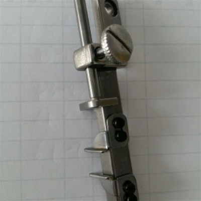 星菱VG888S 888t小嘴绷缝机定规 L榜位靠山折下摆组F140