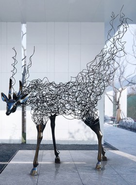 抽象铁艺镂空鹿不锈钢丝q鹿雕塑商场橱窗酒店售楼中心广场落地摆