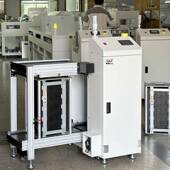 SMT上板机全自动化贴片生产C线框送板机KFI通料式 PB单双面板用上