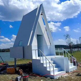 网红三角小屋户外景区海边露营拍照打卡房子定制厂家