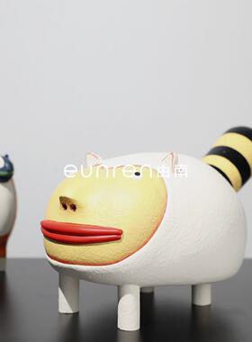 抽象现代彩色波点咪摆件极简样猫板厅间客电视柜彩软装饰品QUM色