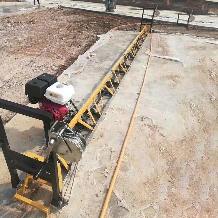 混凝土框架式振动梁路面摊铺振动梁桥面四辊框架式振动梁摊铺机