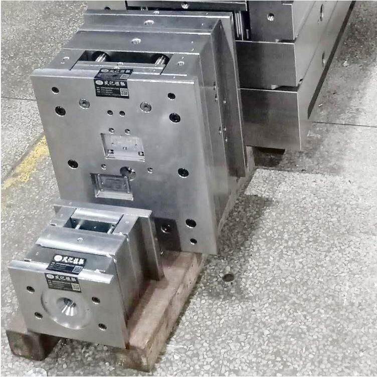 体育用品模具 模胚加工 标准模架 模胚 塑胶模具 模具配件