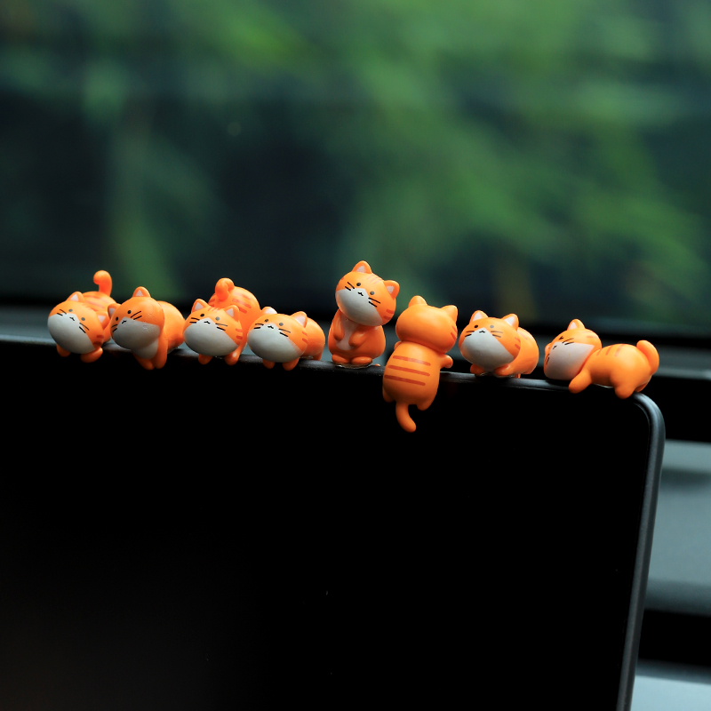 车载可爱欢乐小猫车l内饰品汽车摆件中控台屏幕装饰减压2024新款