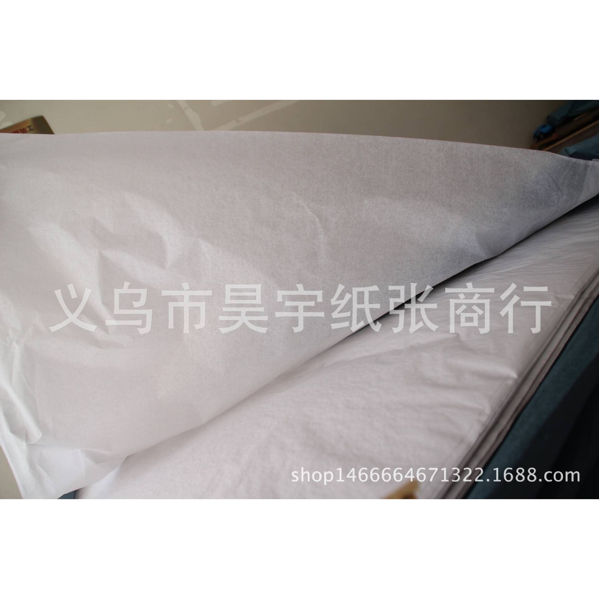 厂家直售17克A级拷贝纸透明服装内衬鲜花包装纸拷贝防潮纸雪梨纸