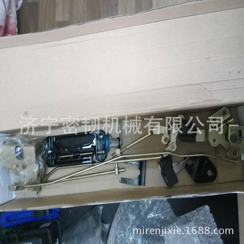 挖掘机配件SE130驾驶室门锁门碰锁锁扣