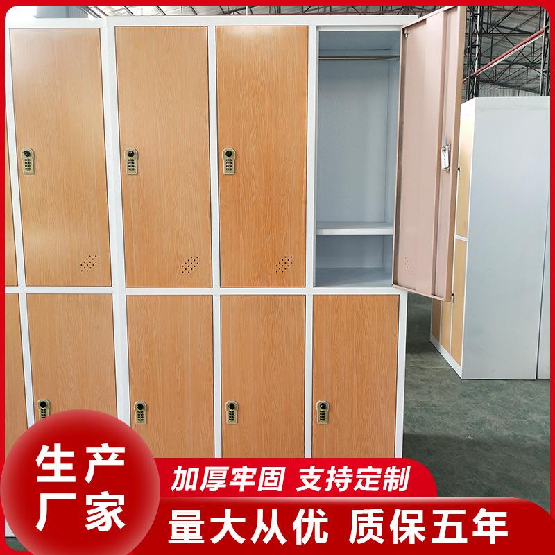 木纹转印衣柜四门更衣铁皮柜带锁钢制储物柜员工学生铁柜厂家
