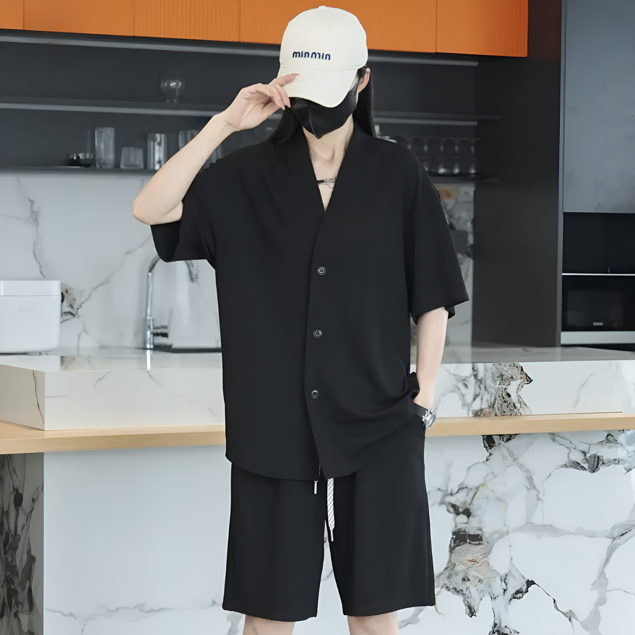 夏季薄款透气垂感V领短袖