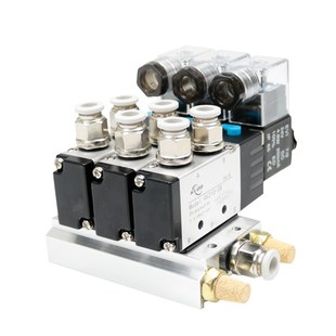 气动电磁阀组4V210-08汇流板底座阀岛电磁阀三位五通控制阀dc24v