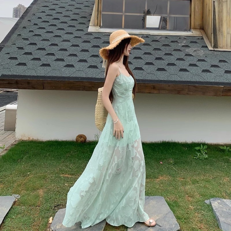 70蕾丝吊带连衣裙女夏日绝美小裙子薄荷曼波海边度假长裙不是七十