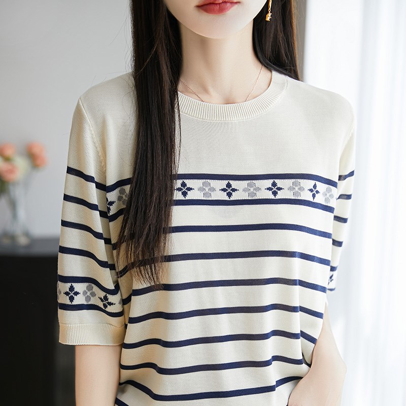 2025夏季新款短袖女圆领条纹针织衫半袖T恤洋气休闲上衣薄款t恤衫