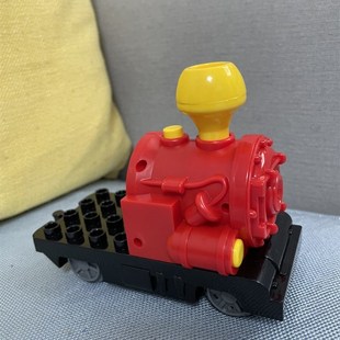 儿童拼装益智玩具适用于轨道大颗粒积木电动火车头配件非爬坡款