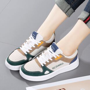 皮面防水防滑休闲学生运动板鞋 大码 女新款 宽胖脚小白鞋 41一43女鞋