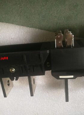 常州新苑星电器有限公司 JCZ5B(G)主电路静插座 400A 电压1000V