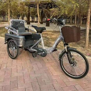 老年脚蹬三轮车电动助力代步车老人脚踩休闲自行车电动脚踏两用车