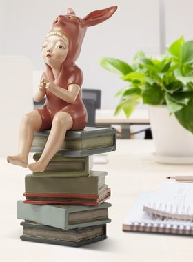 小鸡磕技书本女孩l 客厅工艺品艺术品雕塑摆件创意礼品生日礼物