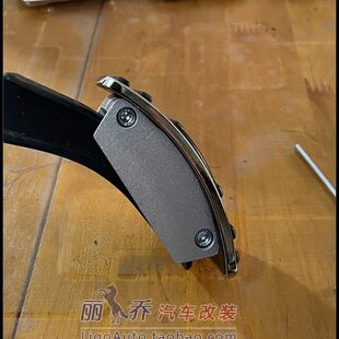 汽车油门脚踏板改装金属防滑垫增高加厚通用型手动自动