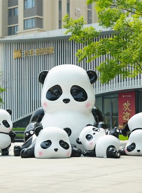 火锅店卡通熊猫雕塑户外r动物摆件幼儿园售楼处小区园林草坪装饰