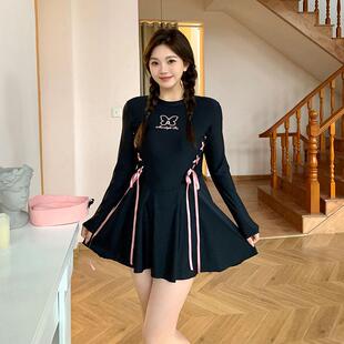 桃夭夭泳衣女复古高级感连体裙学生少女运动保守长袖微胖显瘦泳装