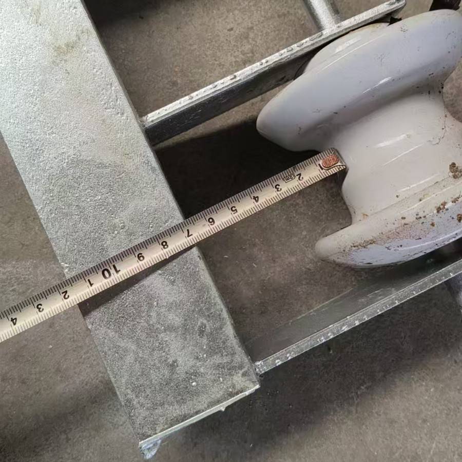 加厚街码电线架4/5位支架电线瓷瓶支架绝缘子外墙固定架线支架