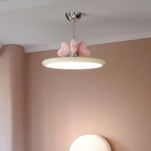 奶油生风儿童房吊灯女孩爱心女现谱代简约卧676室房间顶护眼全光