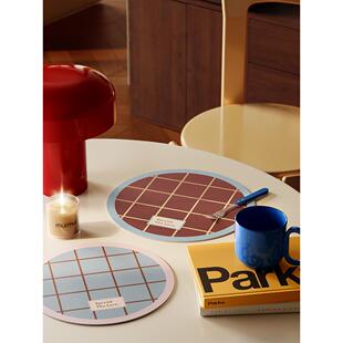 窗户网格注释中世纪2025新客厅餐桌杯垫碗垫台面保护垫餐垫排水硅