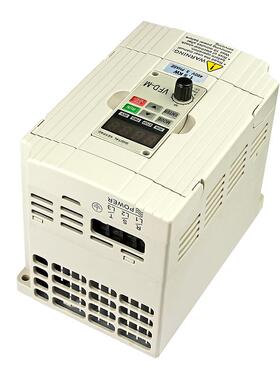 1三相38380V0.70V通用变频器0.75.52.32.75.57.5KW兼容台达M系列