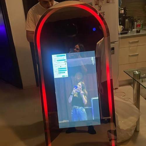 65/45吋大镜面礼造型妆815化32/43吋魔镜mirror phto 婚obooth