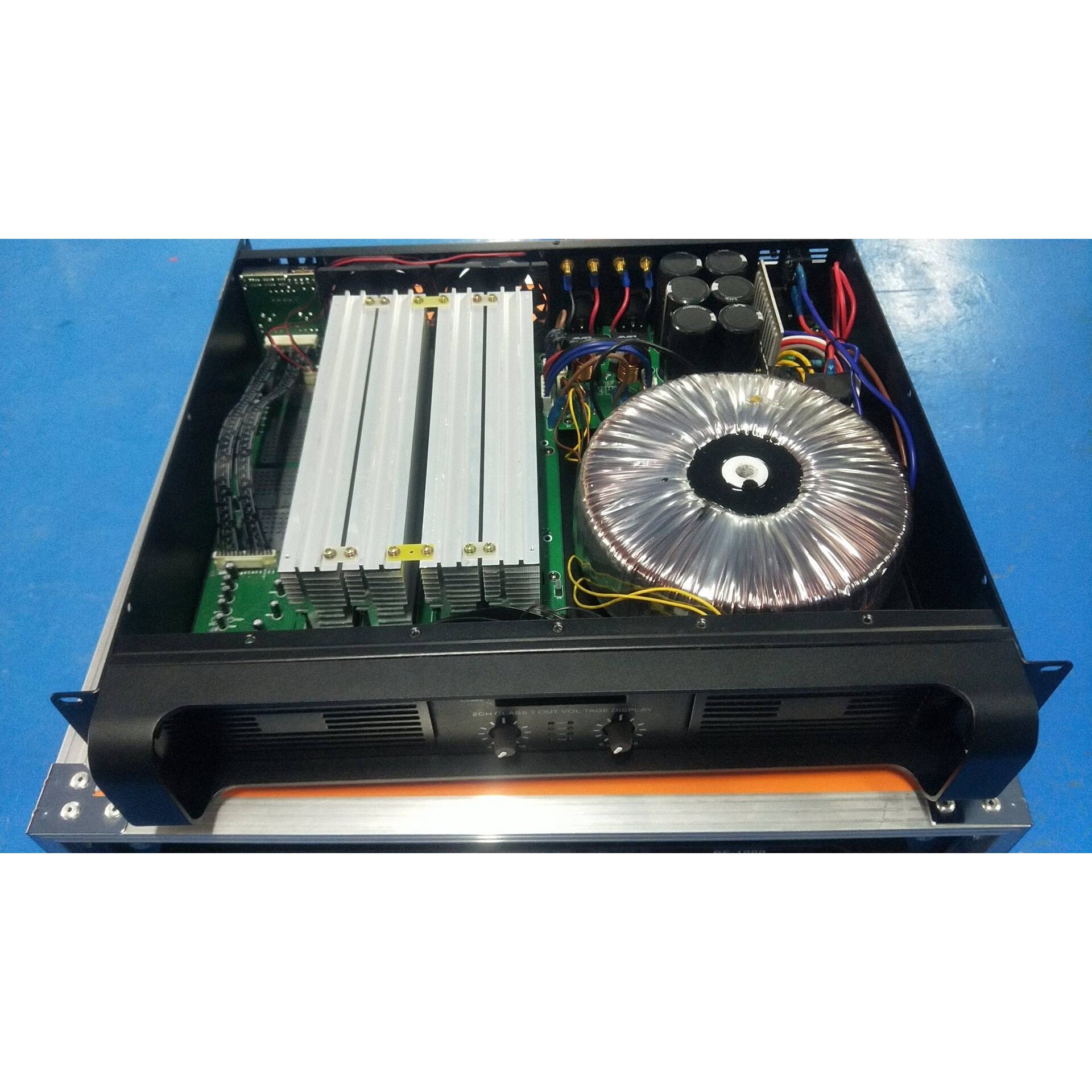 演出 商用模拟功放两通道1000W 音响设备 娱乐 低音炮 专业功放
