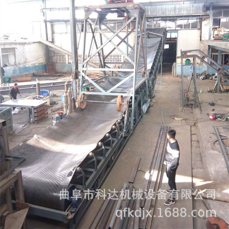 带宽500mm7米长胶带输送机XWZF糙面格挡塑料袋输送机