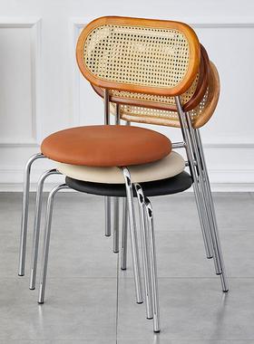 现代简约实木靠店背餐网椅家用餐奶厅办公藤编椅红MYB民宿茶靠背