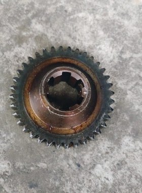 上海江宁机床厂CA6163车床配件2048齿轮Z36/M2.5内孔花键6-33*8