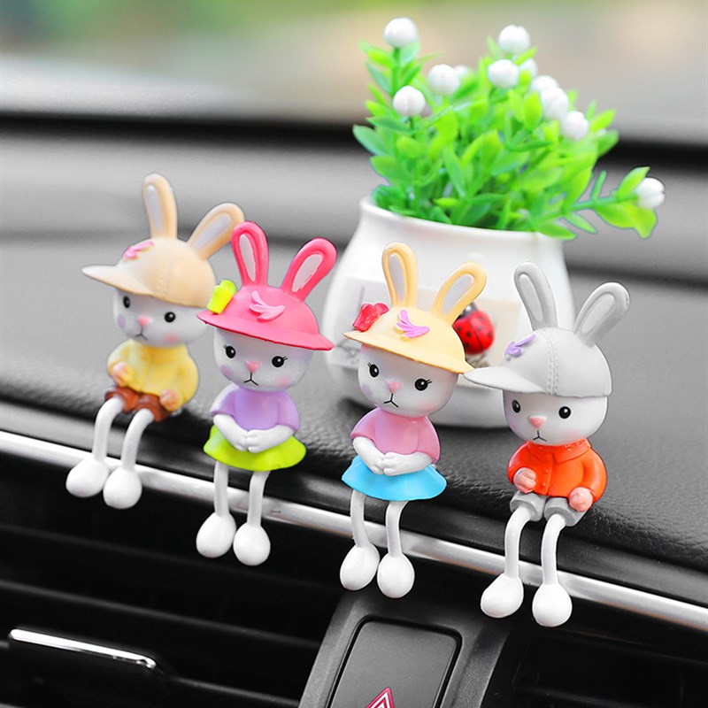 创意汽车摆件卡通k可爱情侣吊脚兔娃娃车内饰品车载车上小装饰用