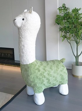 创意羊驼座椅凳子动物坐凳u网红客厅落地摆件装饰乔迁新居搬家礼