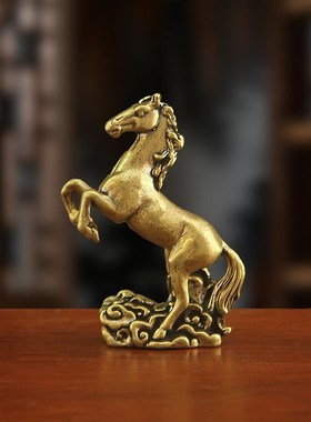黄铜祥云战马小摆件创意r个性生肖马踏祥云复古做旧小铜器桌面茶
