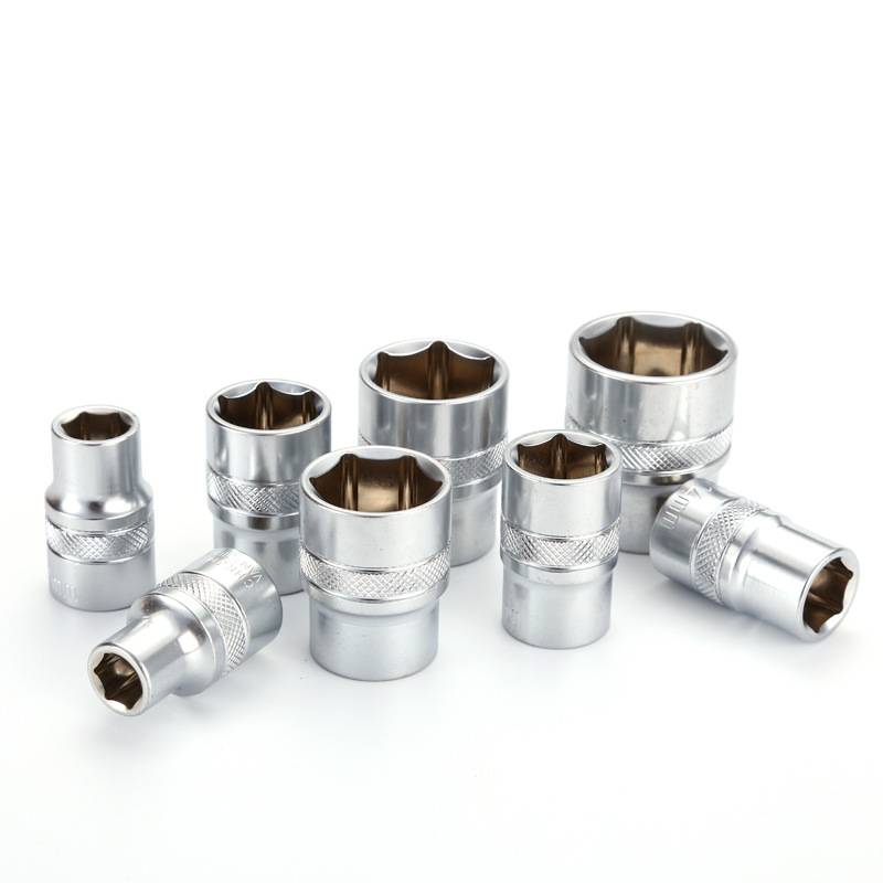 左卡汽保汽修工具套装121件套筒组套工具组合汽车修理维修工具箱