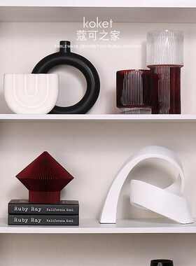 创意简约b轻奢陶瓷现代玻璃摆件书架样板间软装组合书柜家居装饰