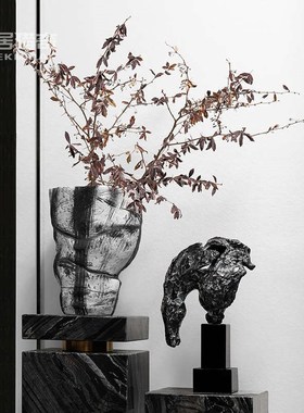 新中式黑白d陶瓷花瓶办公室客厅样板间软装饰品创意金属马雕塑摆