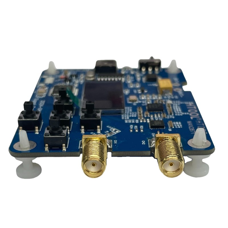 HT008 信号发射器 MAX2871 23.5-6000Mhz 频射信号源 串口控制