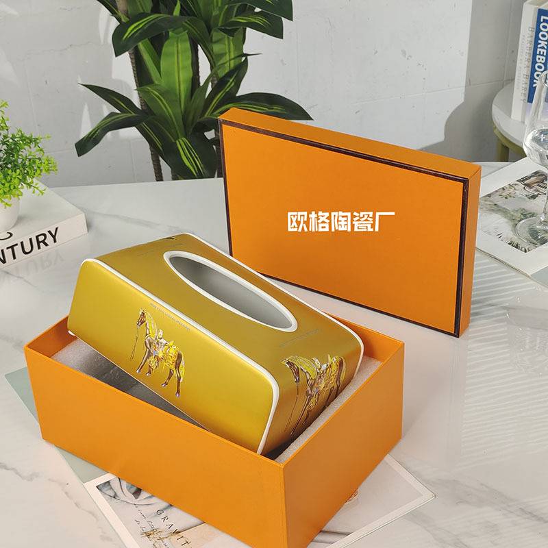 厂家直销H标欧式陶瓷大号纸巾盒马图客厅抽纸盒家用茶几创意纸盒